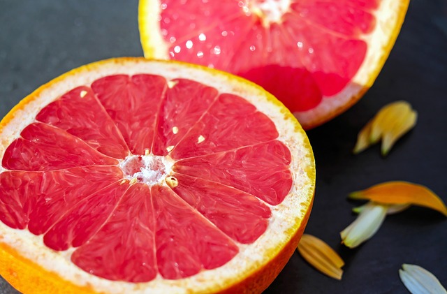 Dieta grejpfrutowa – kiedy warto ją stosować?